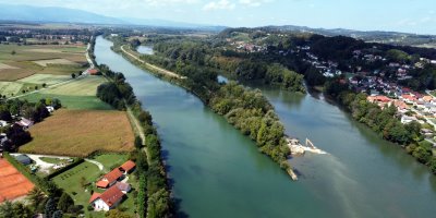 Reka Drava blizu Ptuja